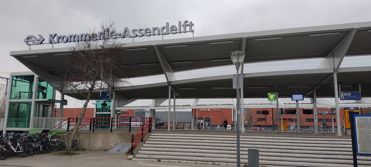 Station Krommenie-Assendelft