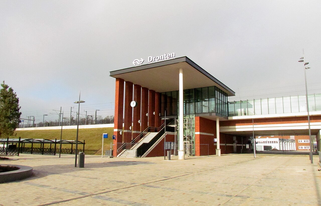Station Dronten