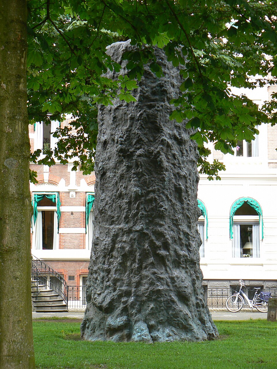 Der Baum
