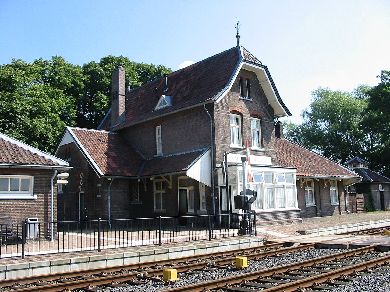 Station Hemmen-Dodewaard