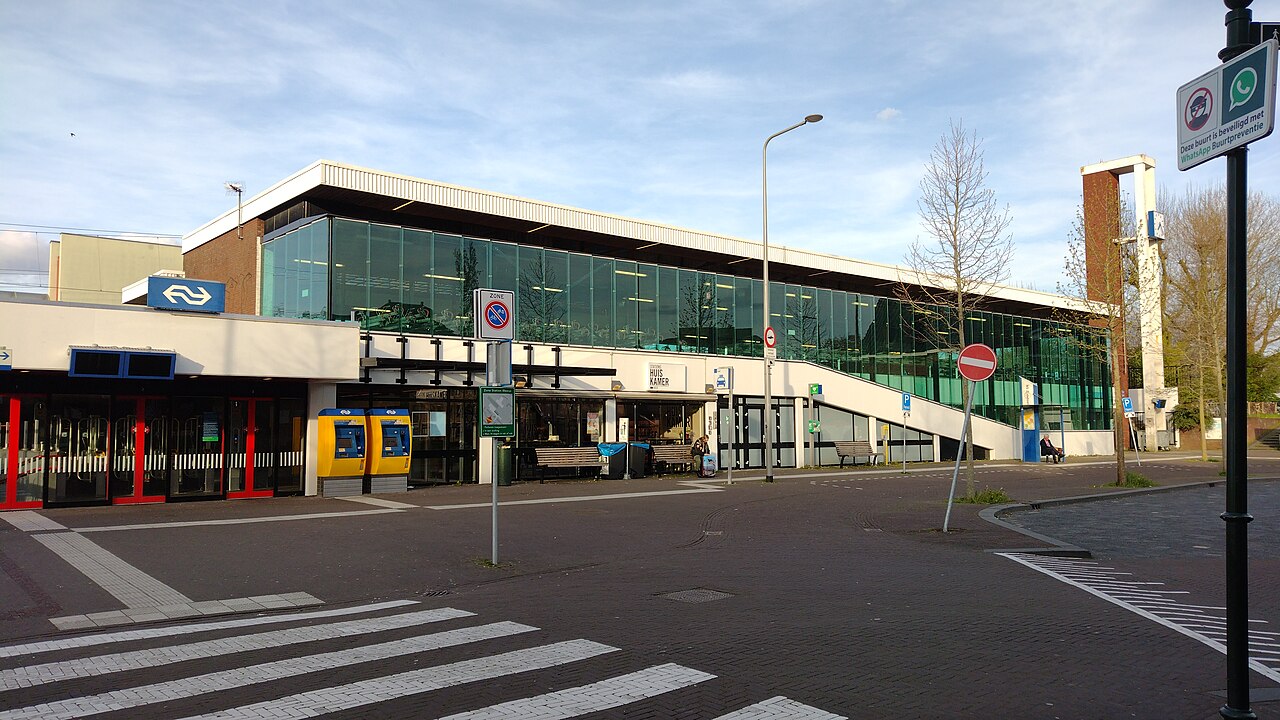 Station Weesp