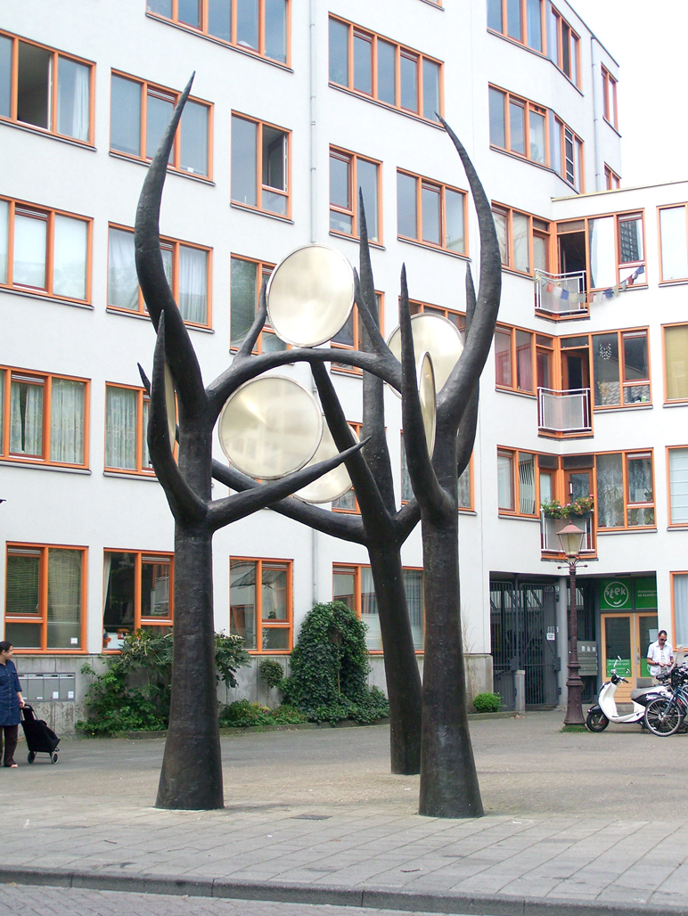 3 bomen, 6 lenzen