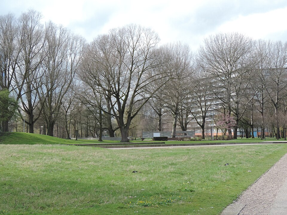 Bijlmermonument